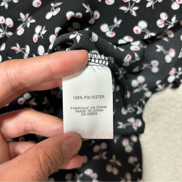 SMART SET Womens Cherry Print Button Down Long Sleeve Blouse Back Slit Size M - Picture 5 of 11